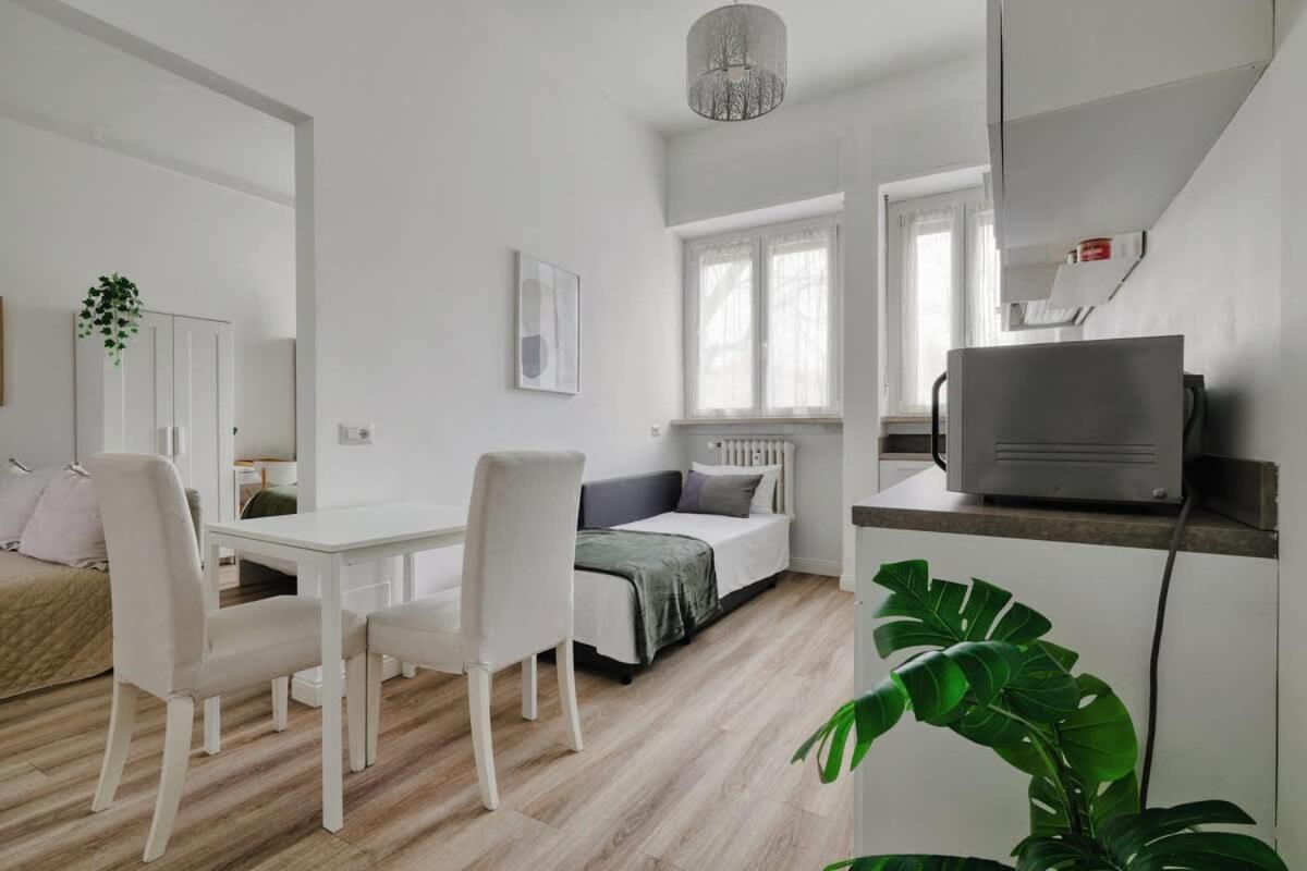 Oasis Suite - Subway 50 Meters Just 5 Minutes From Duomo Milano Eksteriør billede